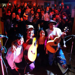 Su Madre Patria (En Vivo)