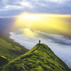 阴雨天-整曲 伴奏