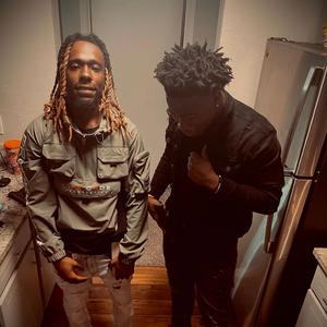 Hotwheels (feat. Bottomboy Zeke)