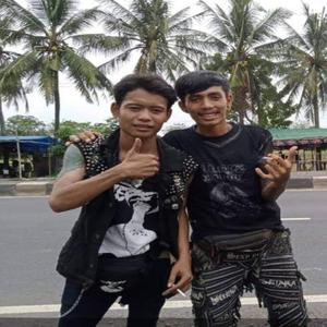 Demokrasi Di Ujung Tai