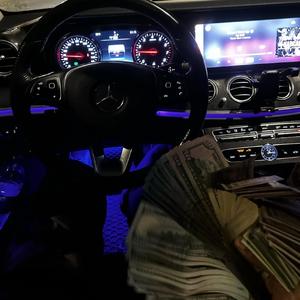 Flexin N Finessin