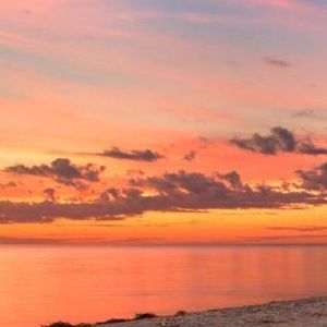 远方的村庄与你