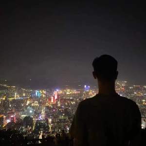 莫比乌斯号的船医