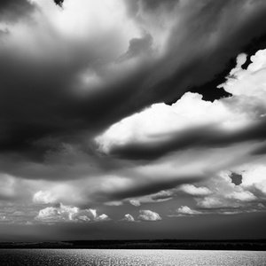 HUNDRED MILES (Cover)