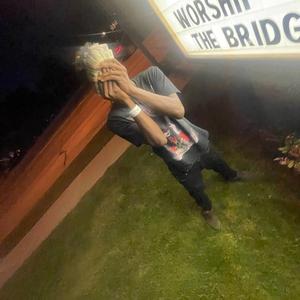 Woo (feat. SGBE Lalo)