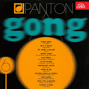 Žena Točí Globusem