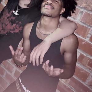 1 mo Time (feat. Bloody!)