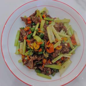 God Is A Girl (大气电音节)