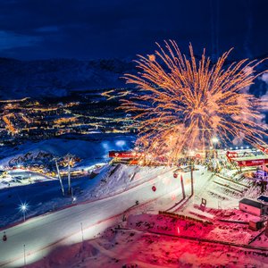 《雪山上的光》