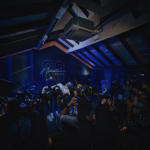 Can't Seem to Get Away from the Blues (Live)