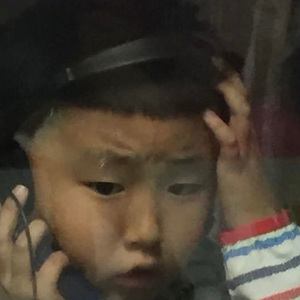 1749383765130453_1815