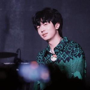 祝愿你们有美好的未来（姜鸽）