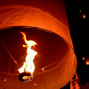 请你爱我或给我一把枪  原唱：马潇和灰杜鹃