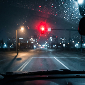 凌晨三点的红绿灯