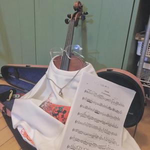 Chill with Tchai (lo-fi music)