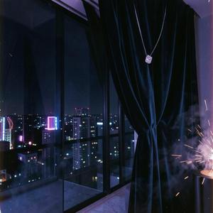 Velvet Hunger (feat. Clxudie)