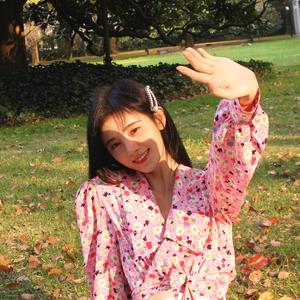 输入法打可爱按第五（翻自 鞠婧祎）