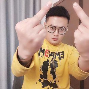 芳草地 2（Feat.Rap祥龙）