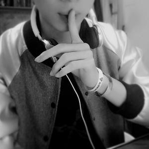 把孤独当做晚餐