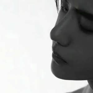 你说你不会哄人 于是我咽下了所有委屈