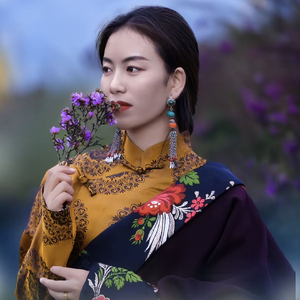 母亲 演唱：桑登措姆