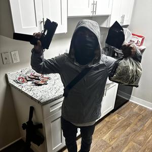 Poles1469 (feat. Jahman)