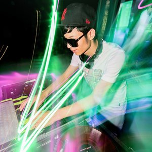 旋律达人-酷炫小子（舒心展翼 remix）