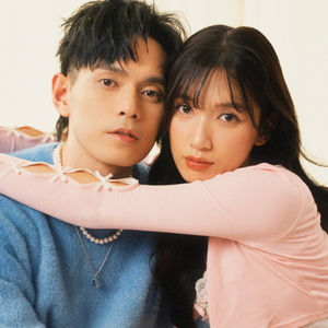 哄哄我 Spoil me a little