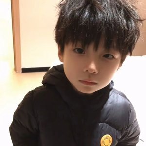 请先说你好（翻自 贺一航）