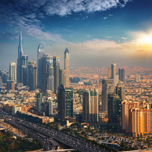 Between the Hints of the Next Verse