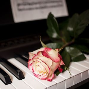 Sincere Piano