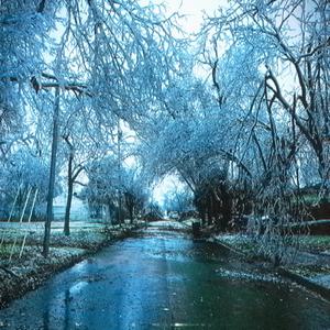 midwest (feat. Levi Ryan)