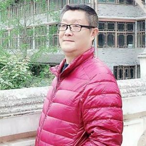 山水两茫茫 伴奏