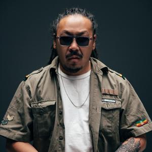 Tsagiin gogtsoo (feat. Zugii)