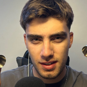 Intro Y Bolso De Plástico