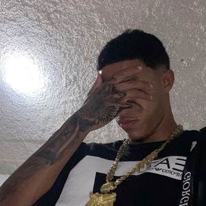 BOTA A CAMISA NA BOCA SOLDADO X OS MLK TEM FAL