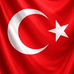 Ay Yıldız Parlıyor