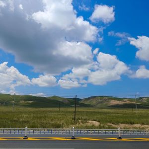 有些1759253772995_1