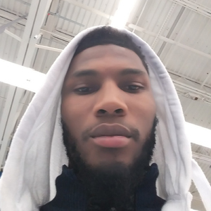 Made It Out (feat. Halayisha & Wifey Jasmine)