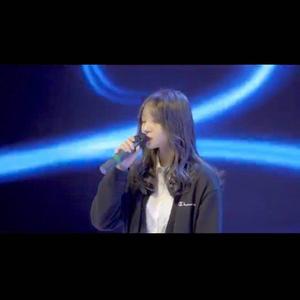 4U（翻自 Vinida (万妮达)）