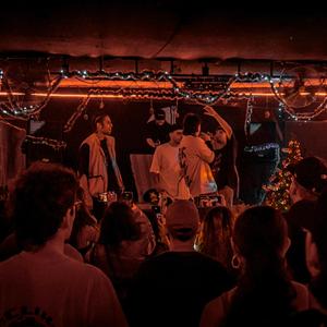 Parchamos un día (feat. Solo Shure)