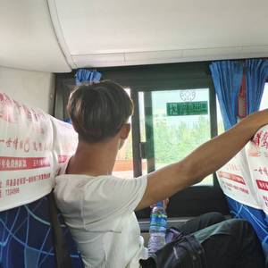 《半生年华》-刘少华