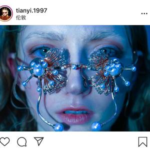 花雨花（Never Satisfy）