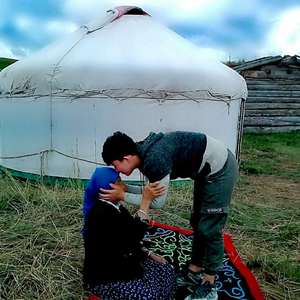 ana(母亲) 叶斯哈提