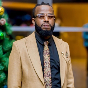 champion (feat. The Ben & Bull Dog)