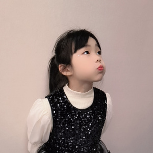 邹语宸《唱响童年》