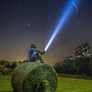 One Light (feat. 氷山キヨテル)