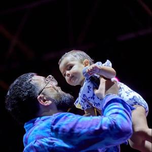 tzanca uraganu in club mam gasit cu tzanca