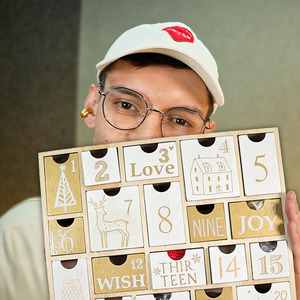 ASMR guantes de latex + cepillos