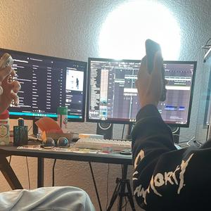 Fall4U (feat. XIPPTHEKIDD & Kxnny_)